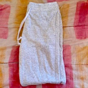 Hollister must have sweatpants. Never worn. White/gray